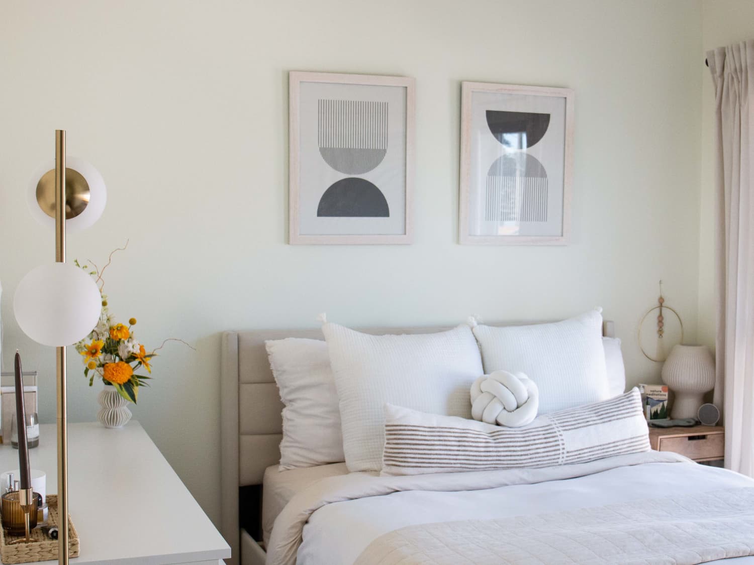 The Best Home Fragrances for the Bedroom 2023 Apartment Therapy